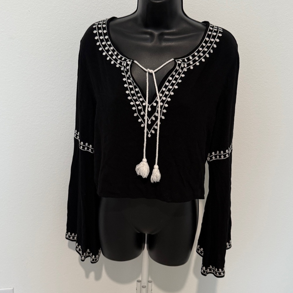 Forever 21 Black and White Embroidered Blouse